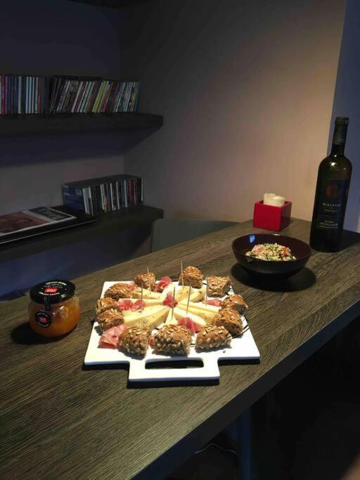 Cozy Loft With Jazz Notes In Kolonaki Apartment Atena Exterior foto